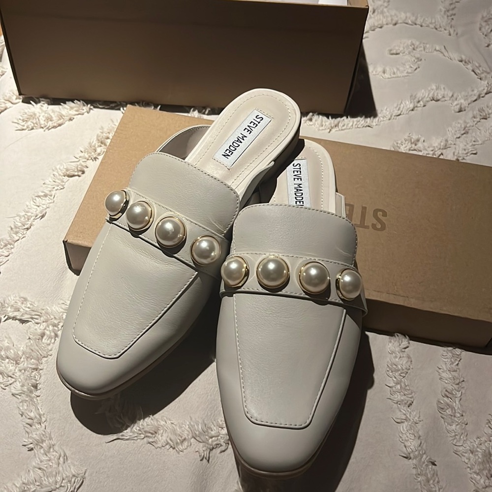 Steve Madden Meril Bone Leather Mules!